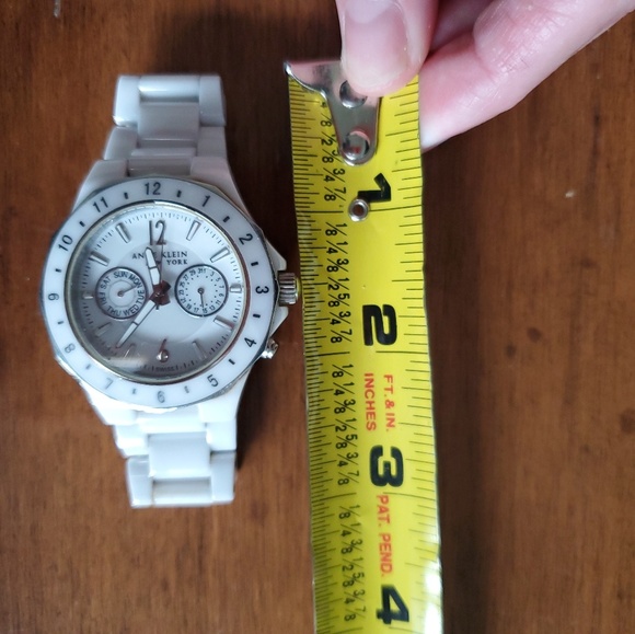 ANNE KLEIN WHITE/STAINLESS STEEL LADIES WATCH - Picture 4 of 5